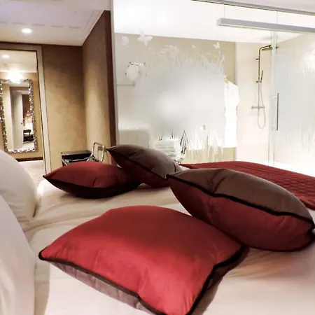 Hotel Restaurant L'orchidee 4*