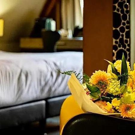 Hotel Restaurant L'orchidee 4*